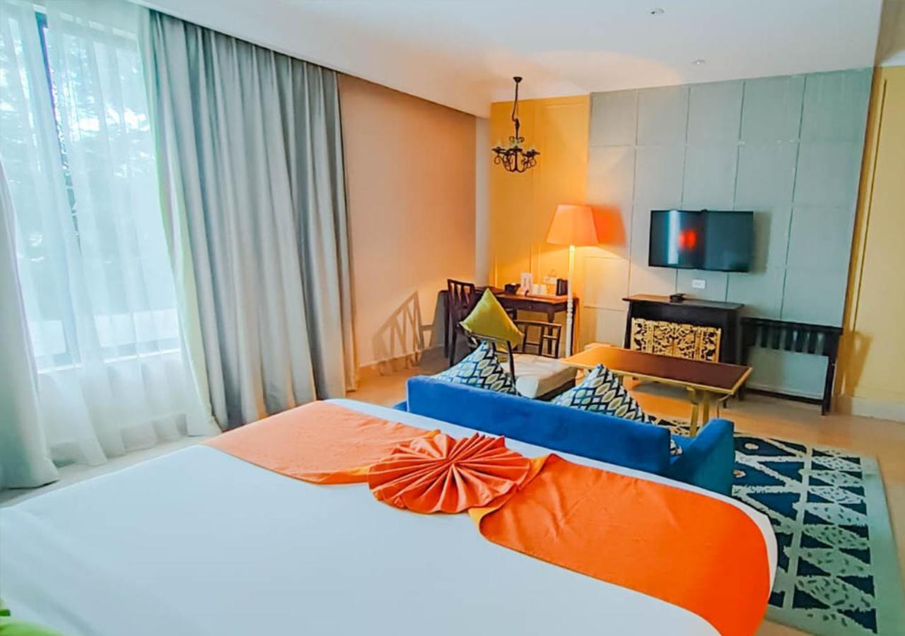 Deluxe Premier Room